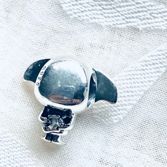 🧙‍♂️ NWOT Dobby The Free Elf – Harry Potter Charm ✨ - Picture 9 of 9